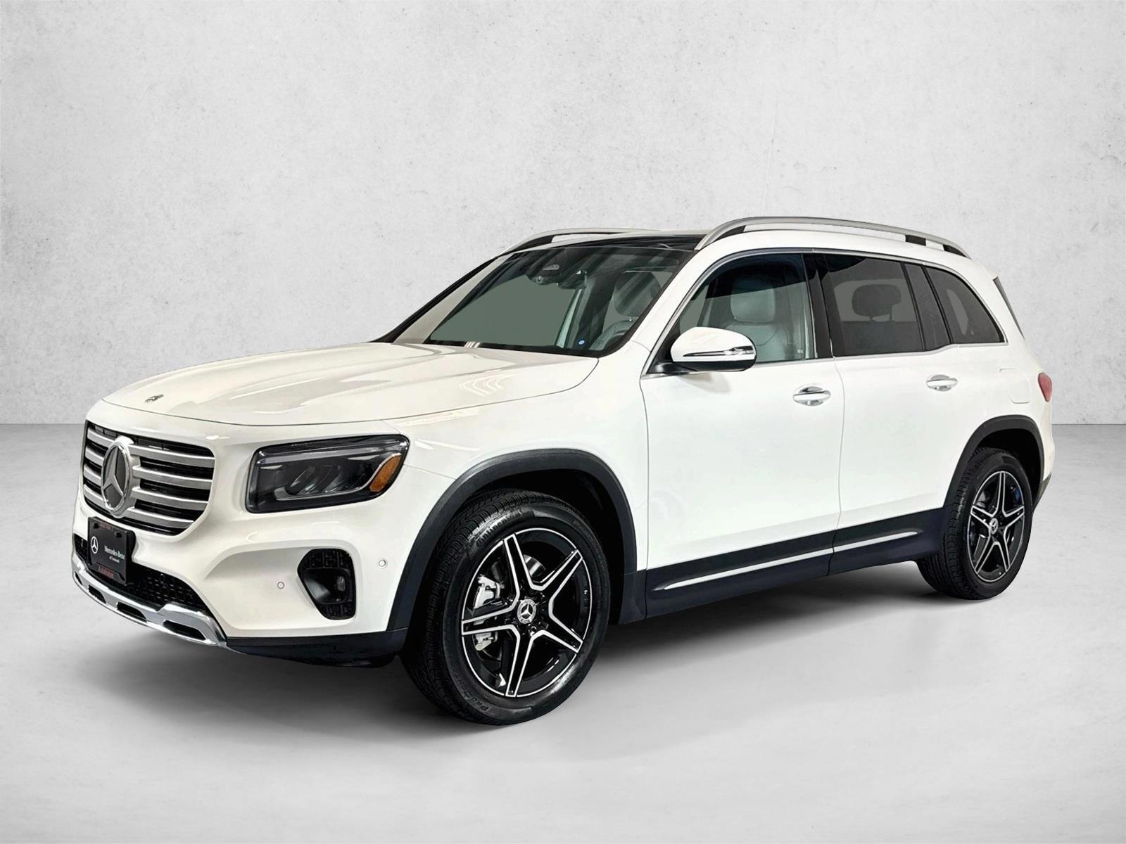 Thumbnail: 2026 Mercedes-Benz GLB - 1