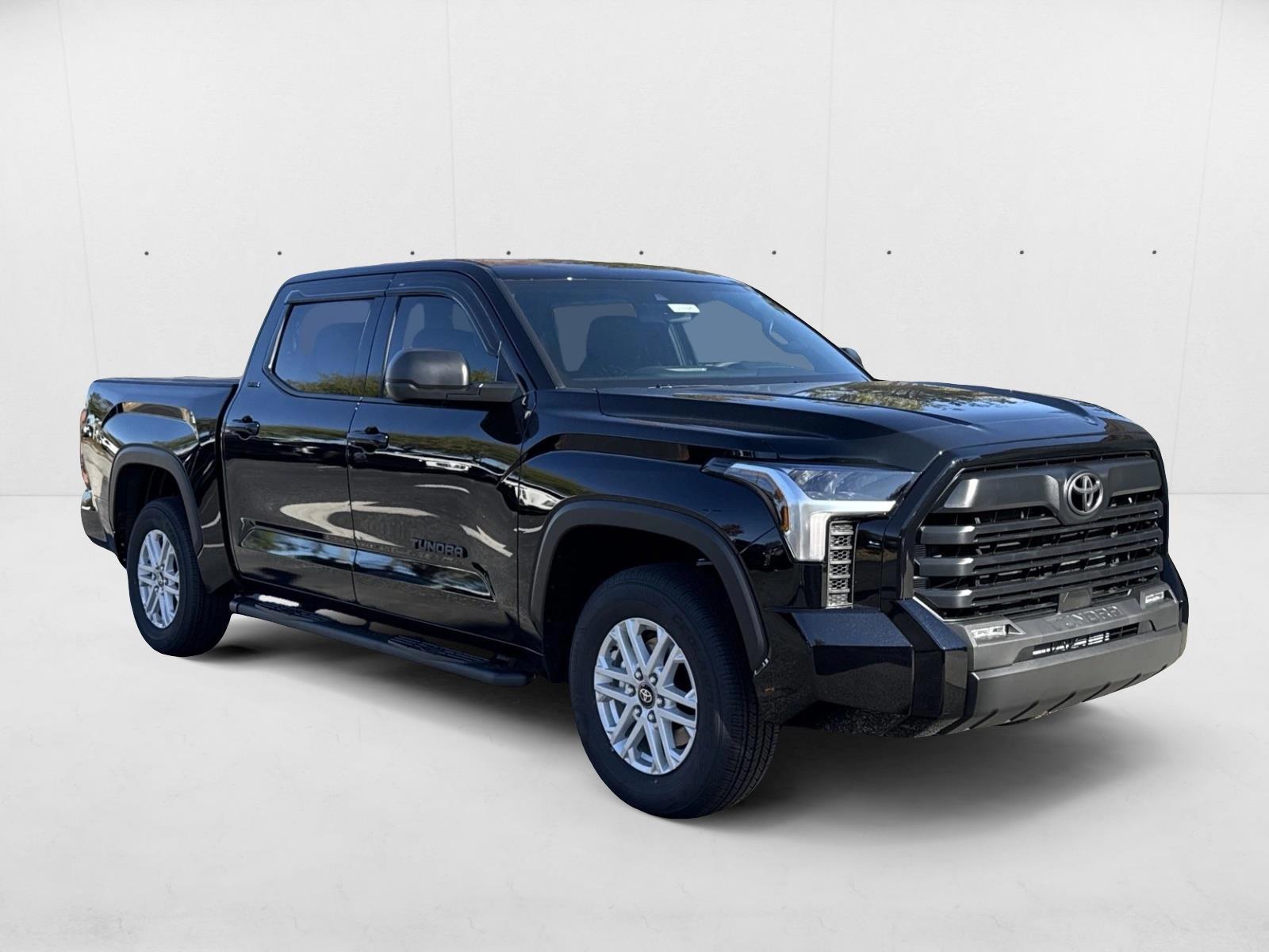 2025 Toyota Tundra SR5 - Photo 7