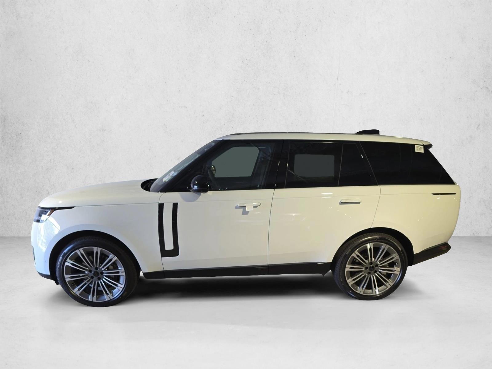 Thumbnail: 2026 Land Rover Range Rover - 2