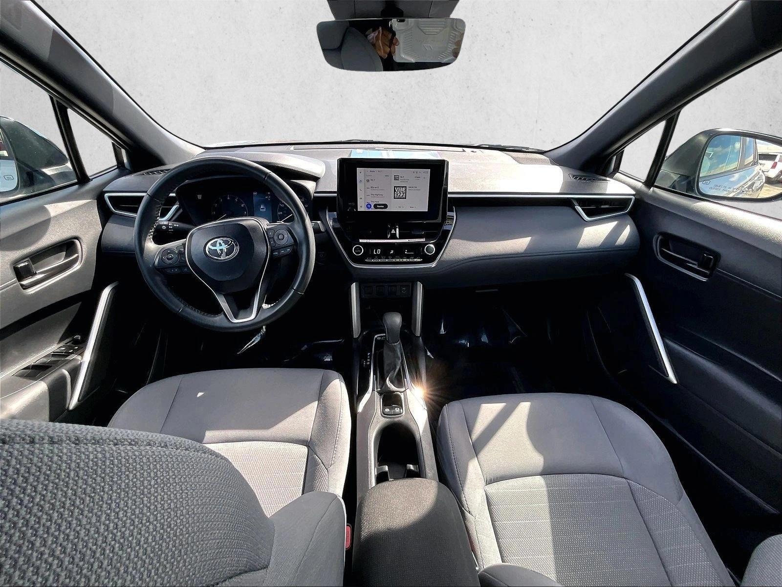 Thumbnail: 2025 Toyota Corolla Cross - 5