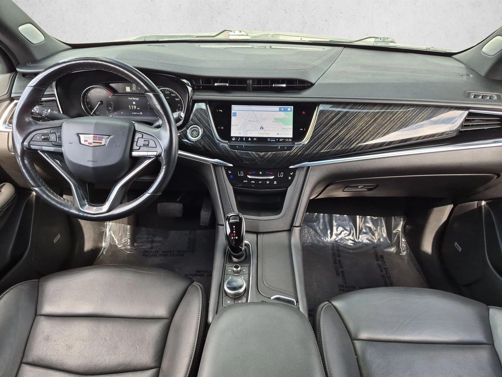 Thumbnail: 2023 Cadillac XT6 - 4