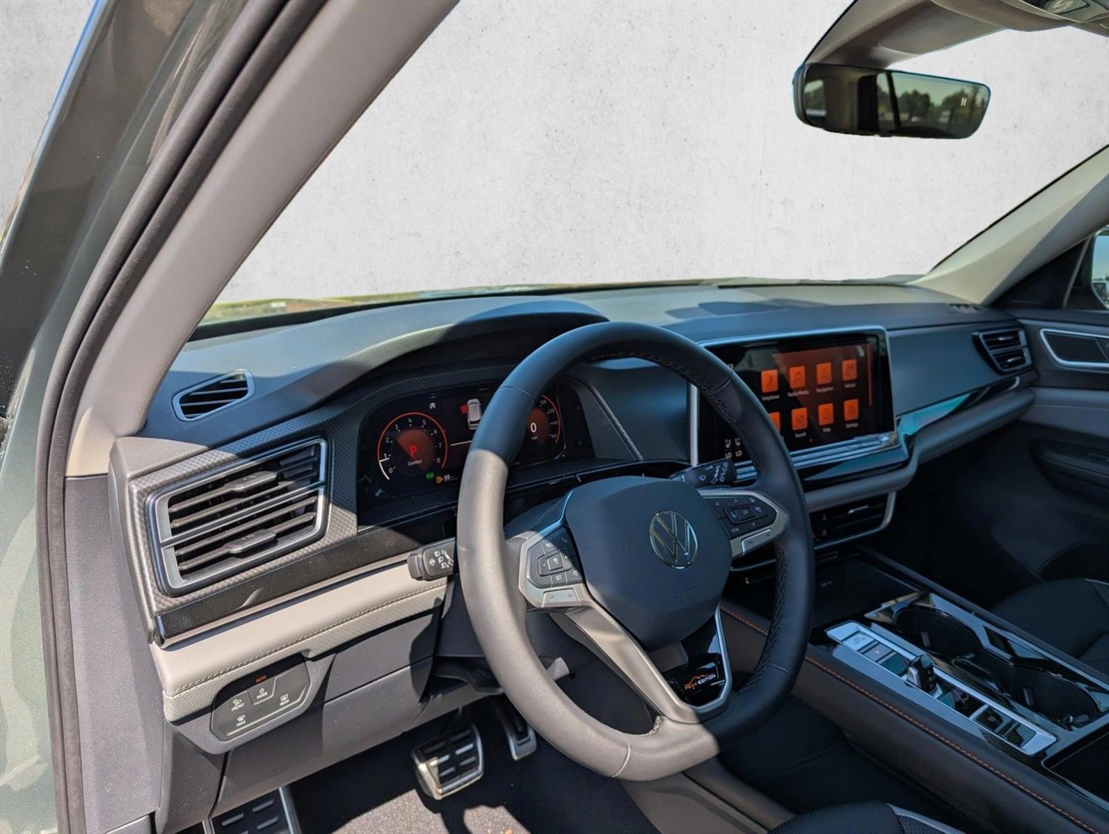 Thumbnail: 2026 Volkswagen Atlas - 3