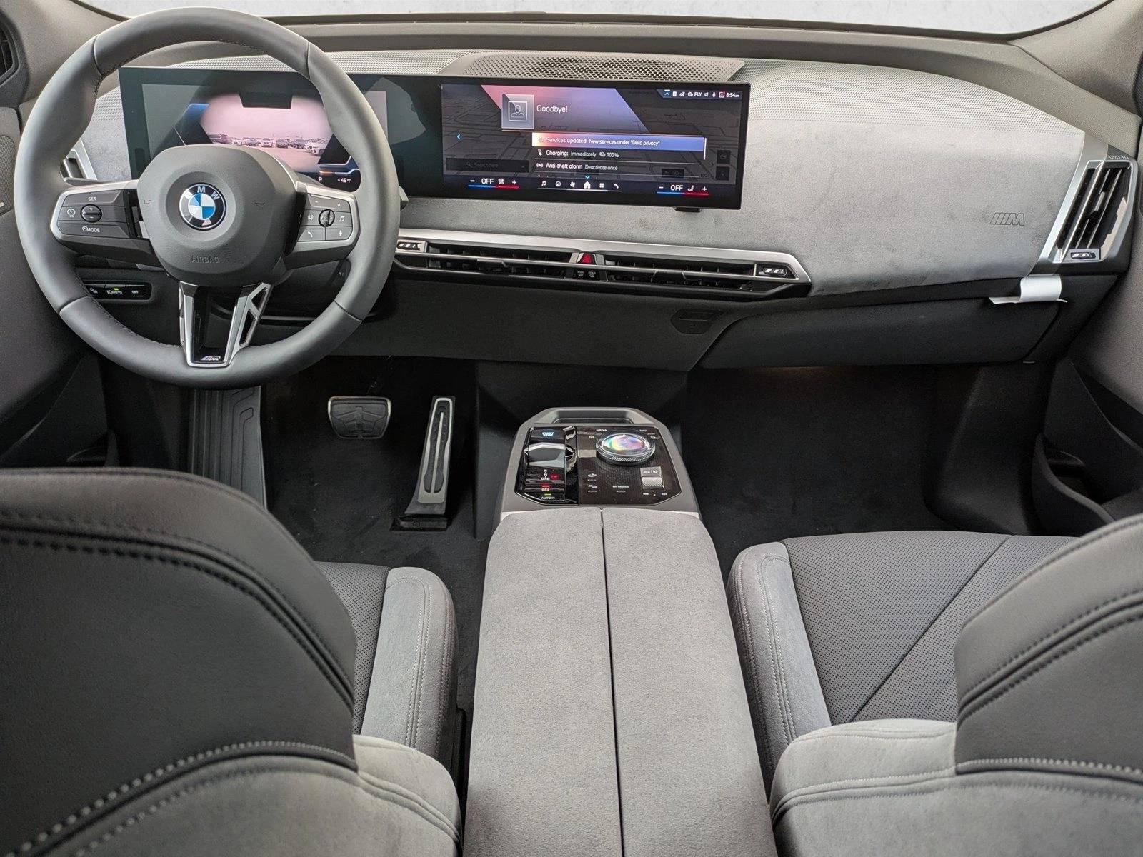Thumbnail: 2026 BMW iX - 3
