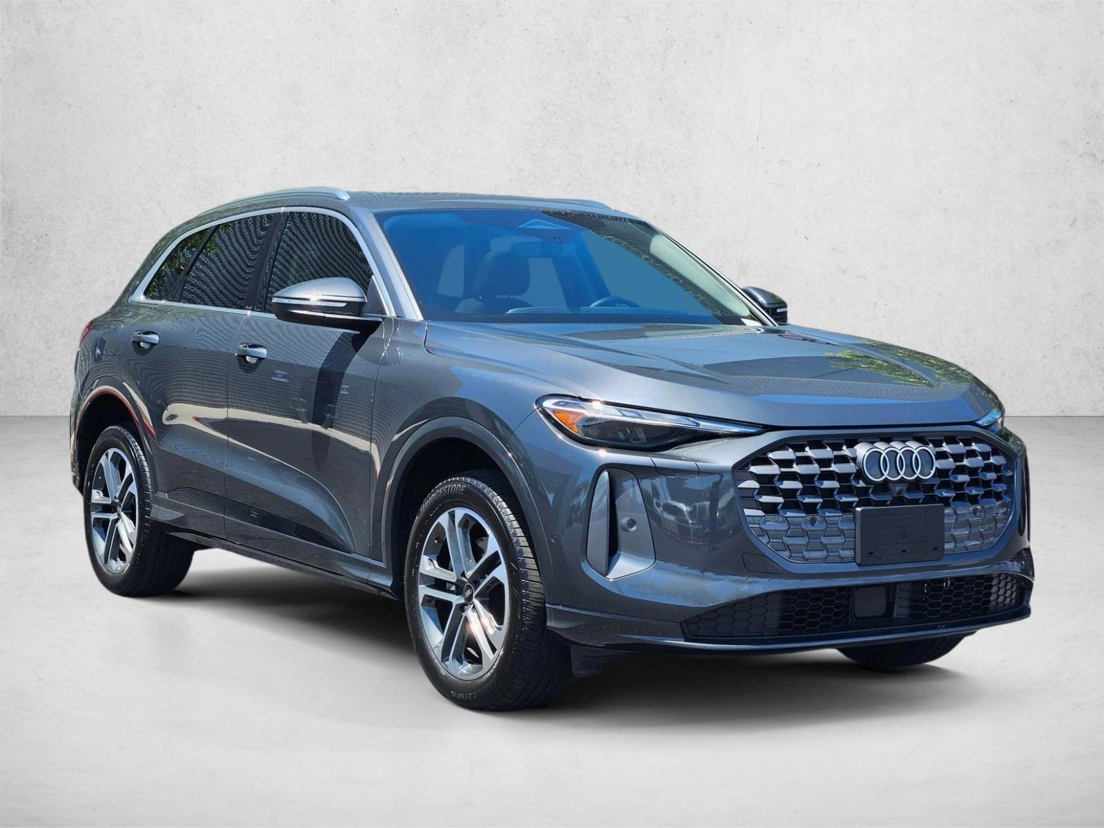 2025 Audi Q5 Premium - Photo 3