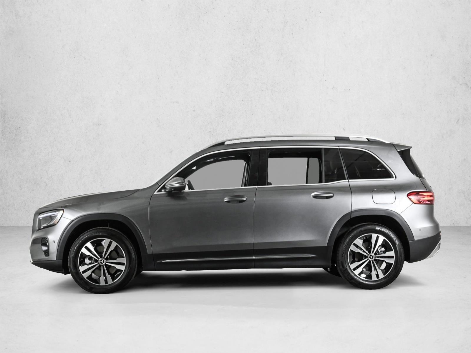 Thumbnail: 2026 Mercedes-Benz GLB - 2