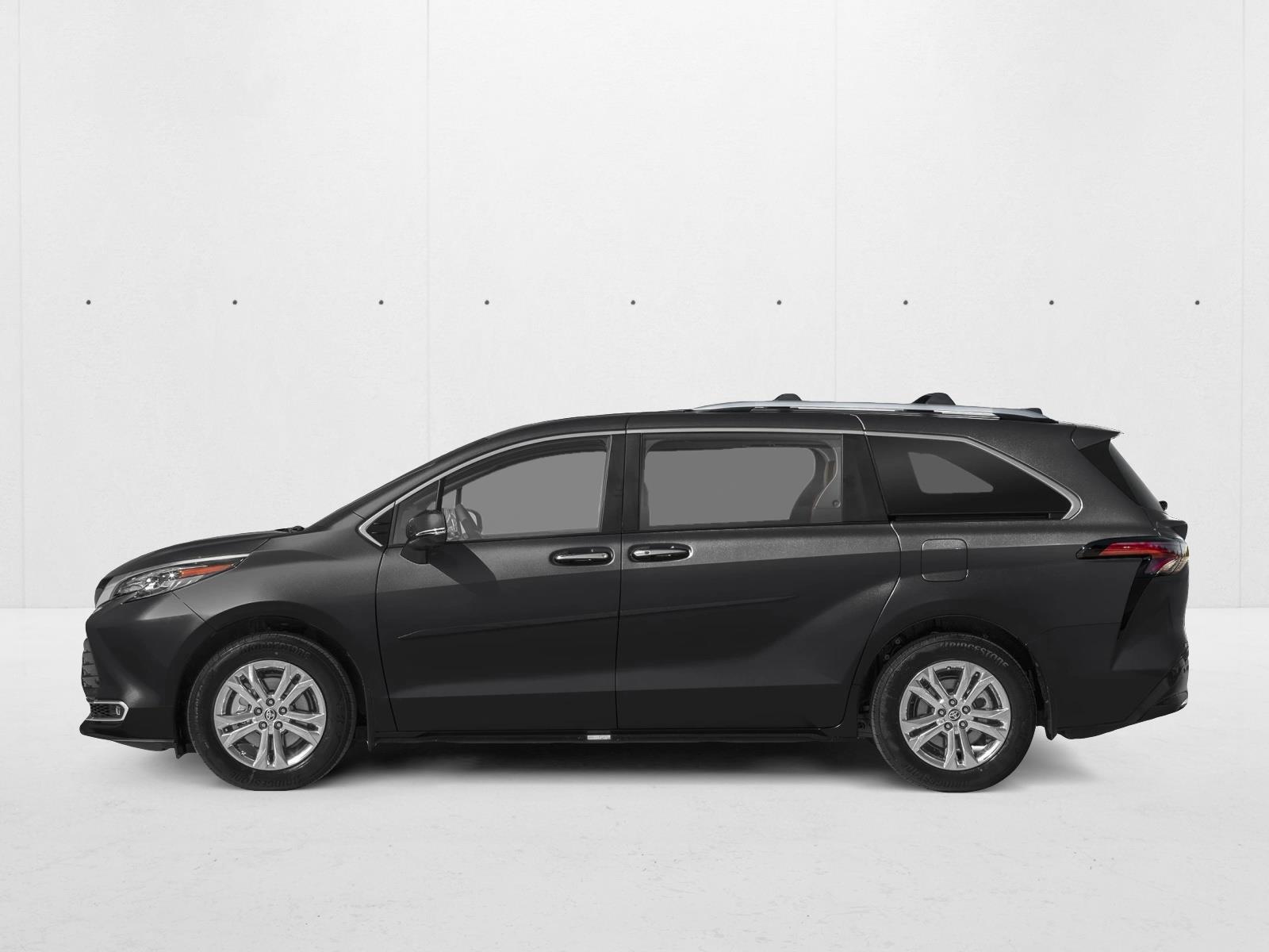 Thumbnail: 2026 Toyota Sienna - 2