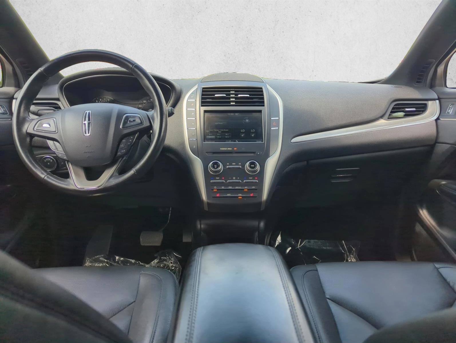 Thumbnail: 2015 Lincoln MKC - 3