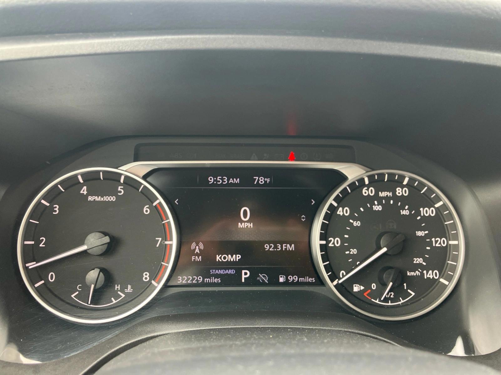 2025 Nissan Rogue SV - Photo 14