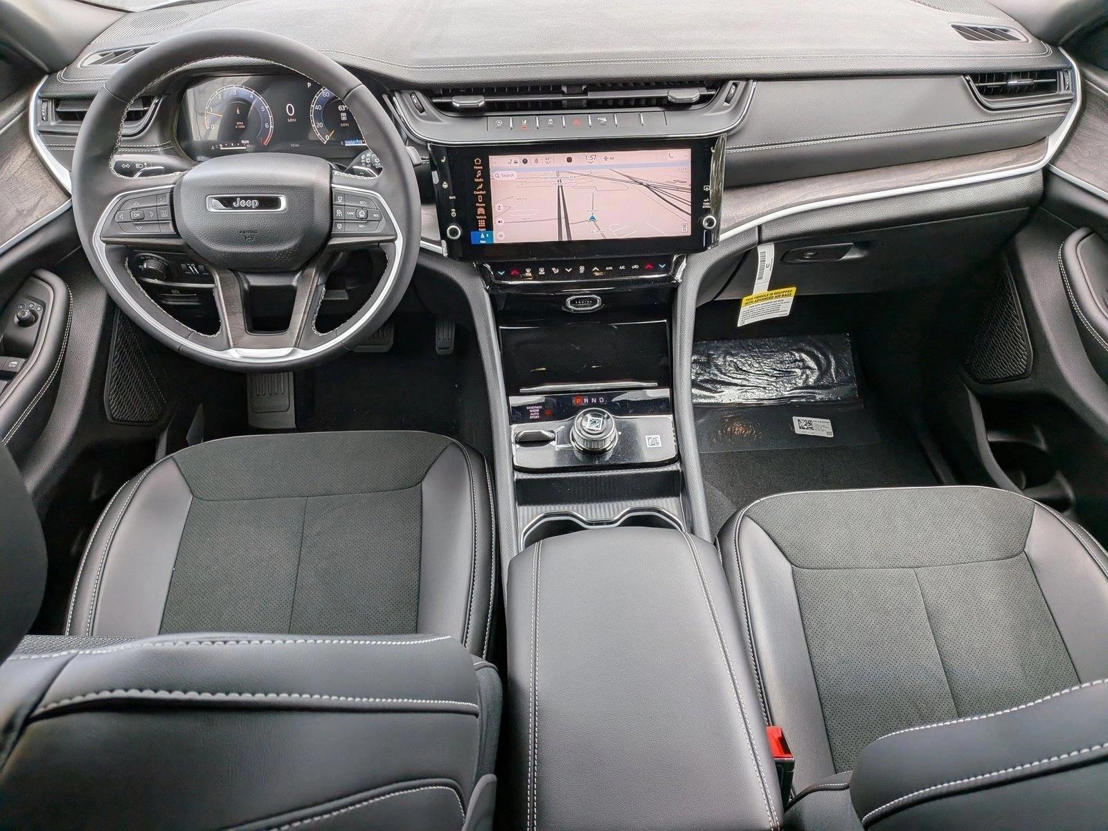 Thumbnail: 2026 Jeep Grand Cherokee - 4