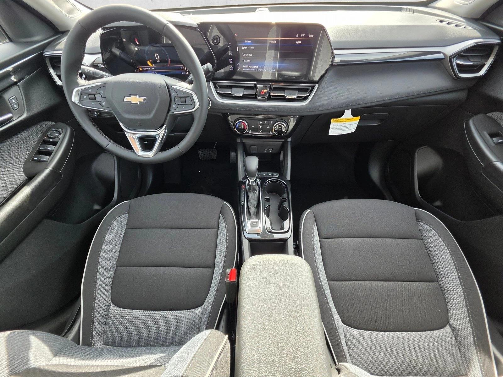 Thumbnail: 2026 Chevrolet TrailBlazer - 3