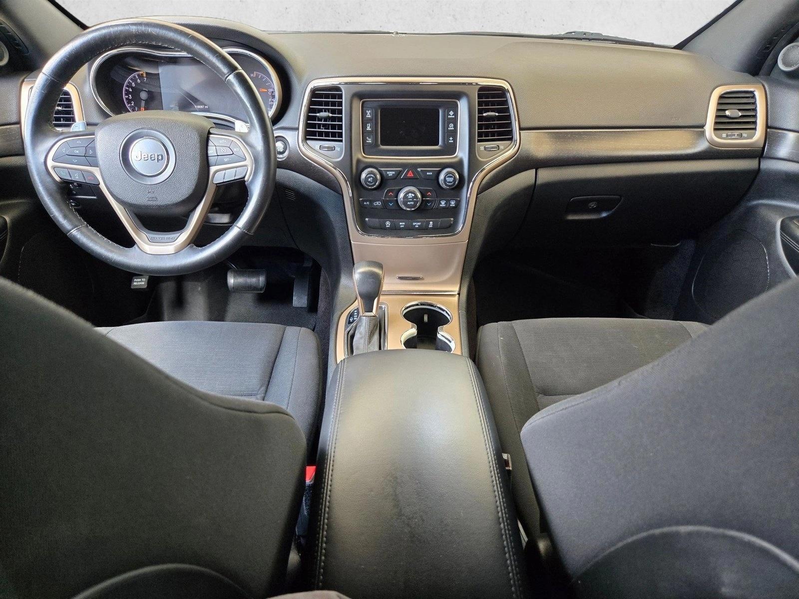 Thumbnail: 2016 Jeep Grand Cherokee - 3