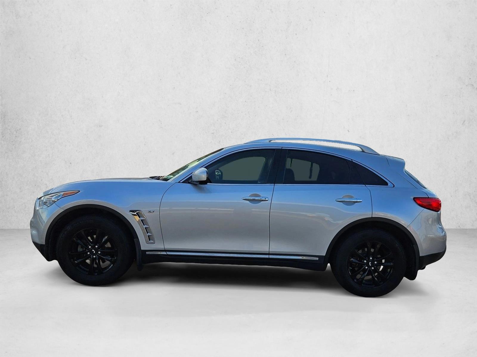 Thumbnail: 2016 INFINITI QX70 - 2