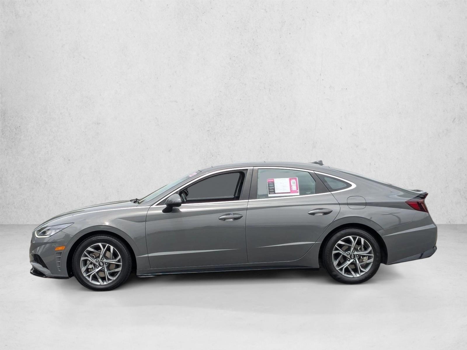 Thumbnail: 2023 Hyundai Sonata - 2