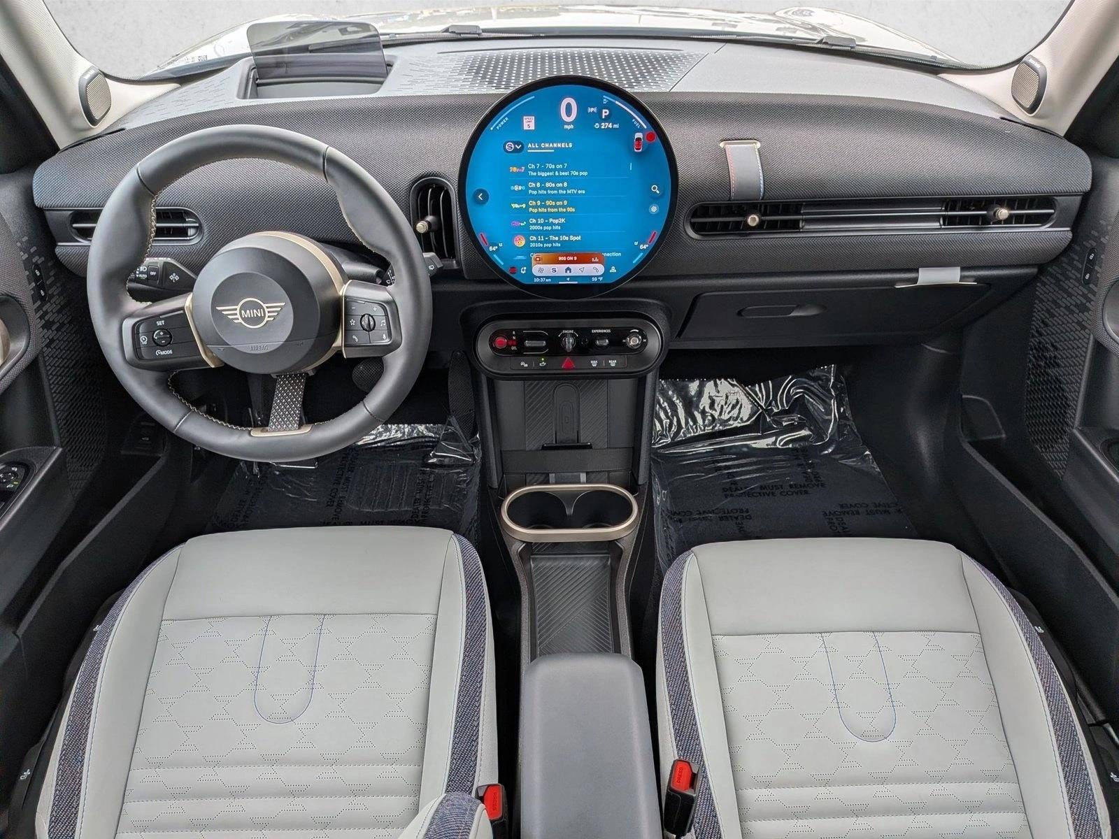 Thumbnail: 2025 MINI Cooper Hardtop - 3