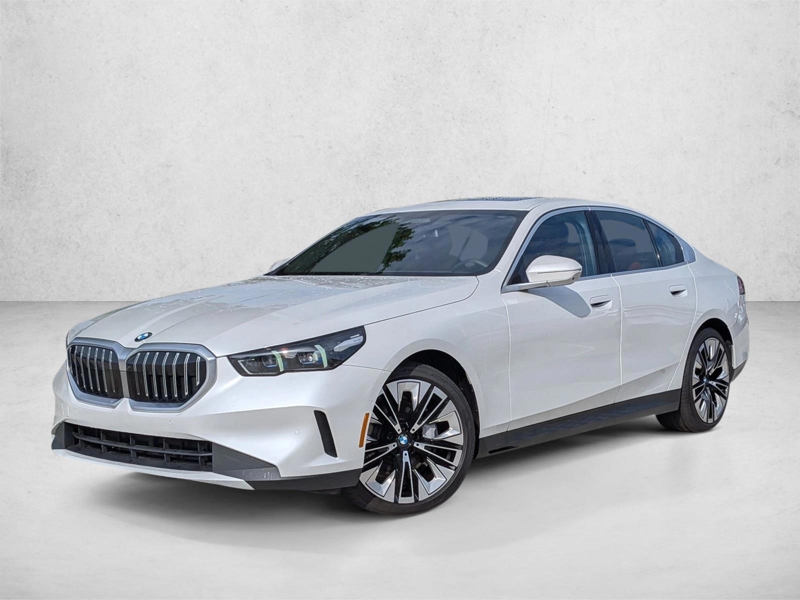 Thumbnail: 2026 BMW 5 Series - 1