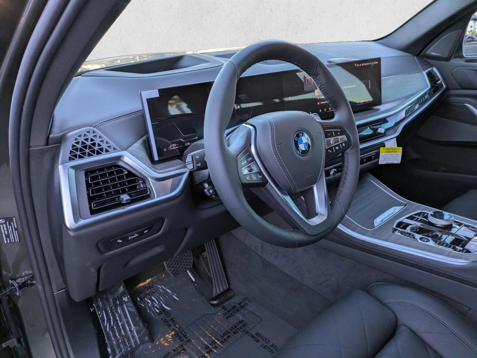 Thumbnail: 2026 BMW X5 - 3