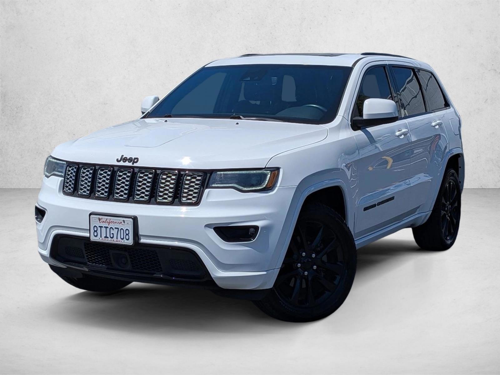 Thumbnail: 2020 Jeep Grand Cherokee - 1