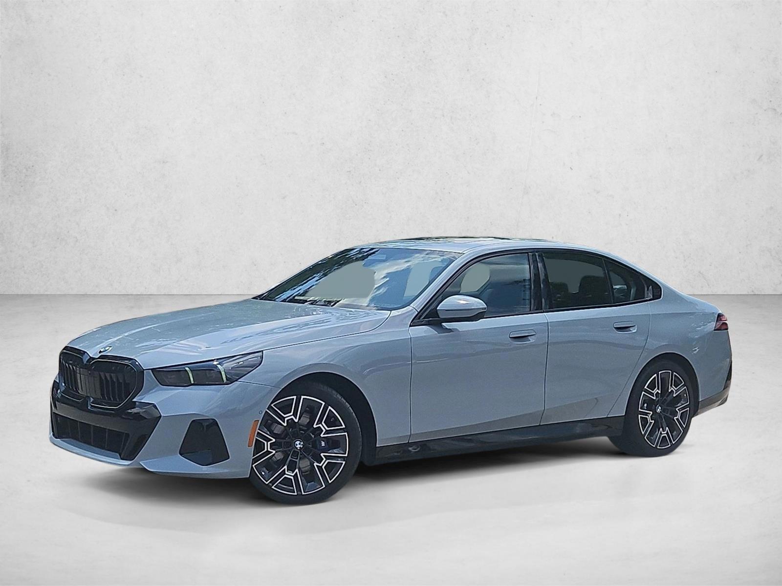 Thumbnail: 2026 BMW 5 Series - 1