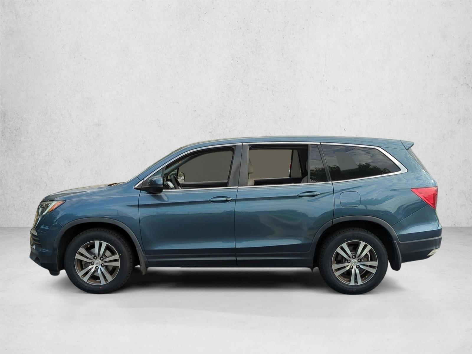 Thumbnail: 2017 Honda Pilot - 2