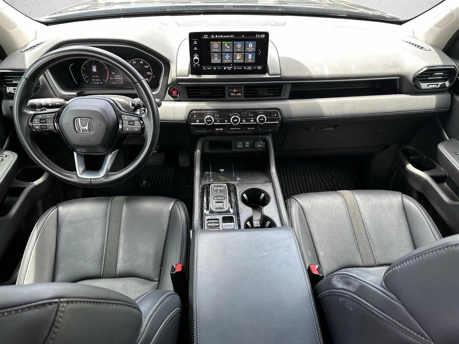Thumbnail: 2023 Honda Pilot - 3