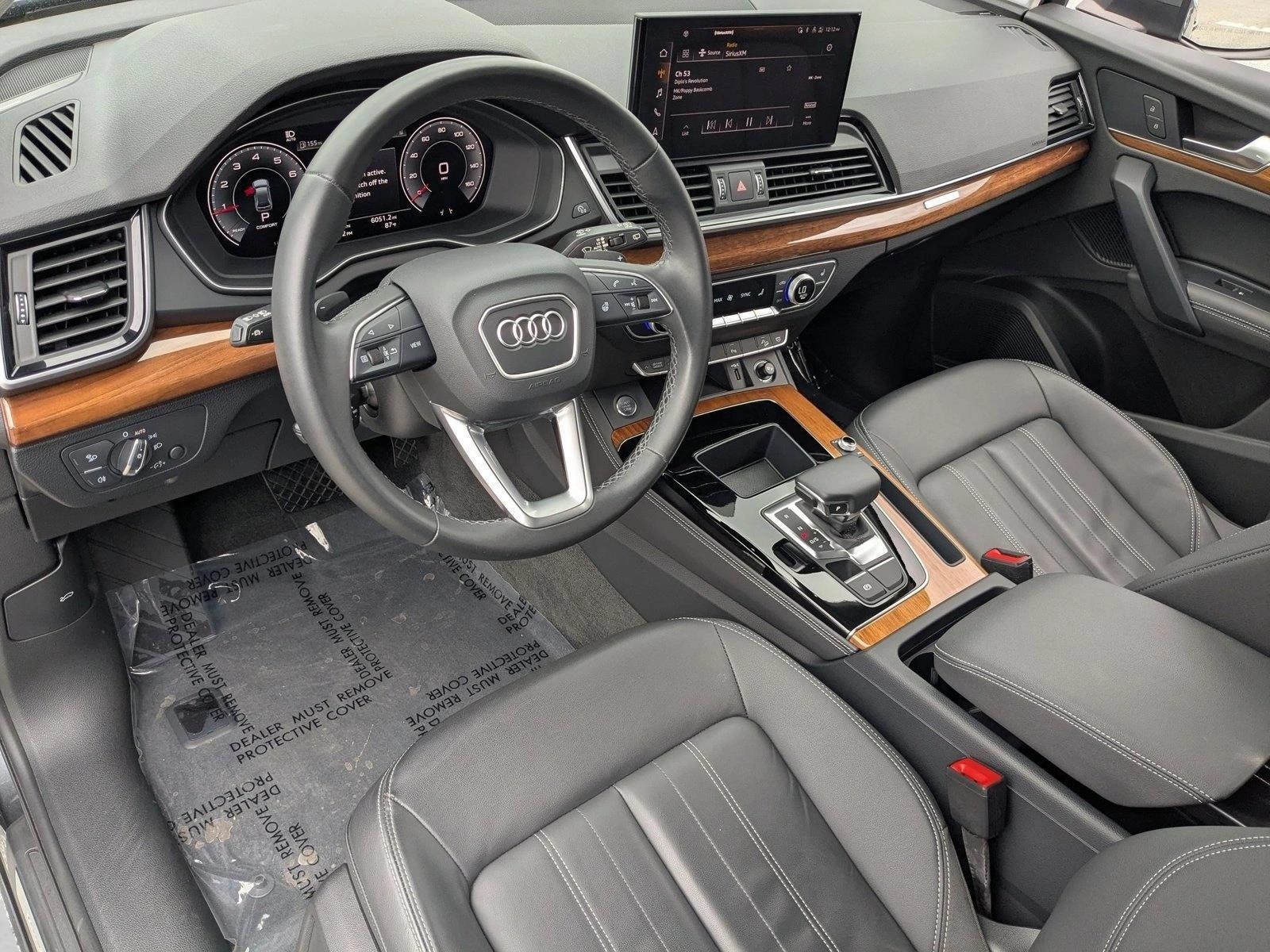 Thumbnail: 2023 Audi Q5 - 3