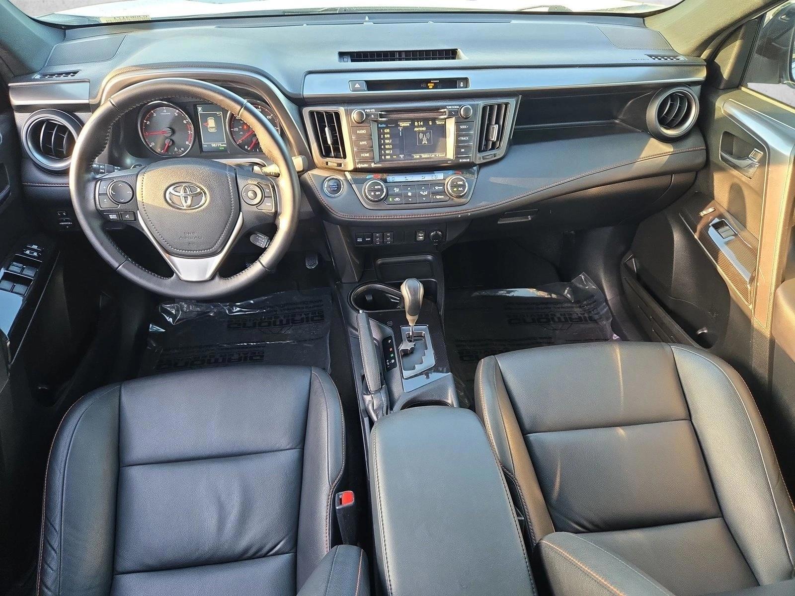 Thumbnail: 2016 Toyota RAV4 - 4