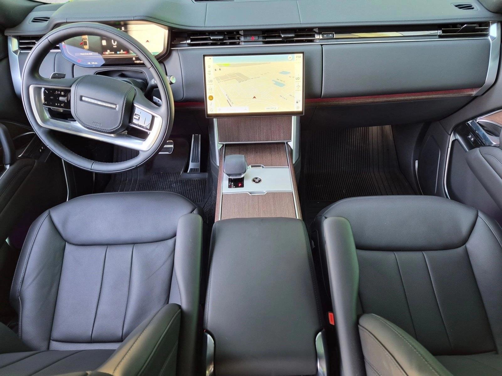 Thumbnail: 2026 Land Rover Range Rover - 3