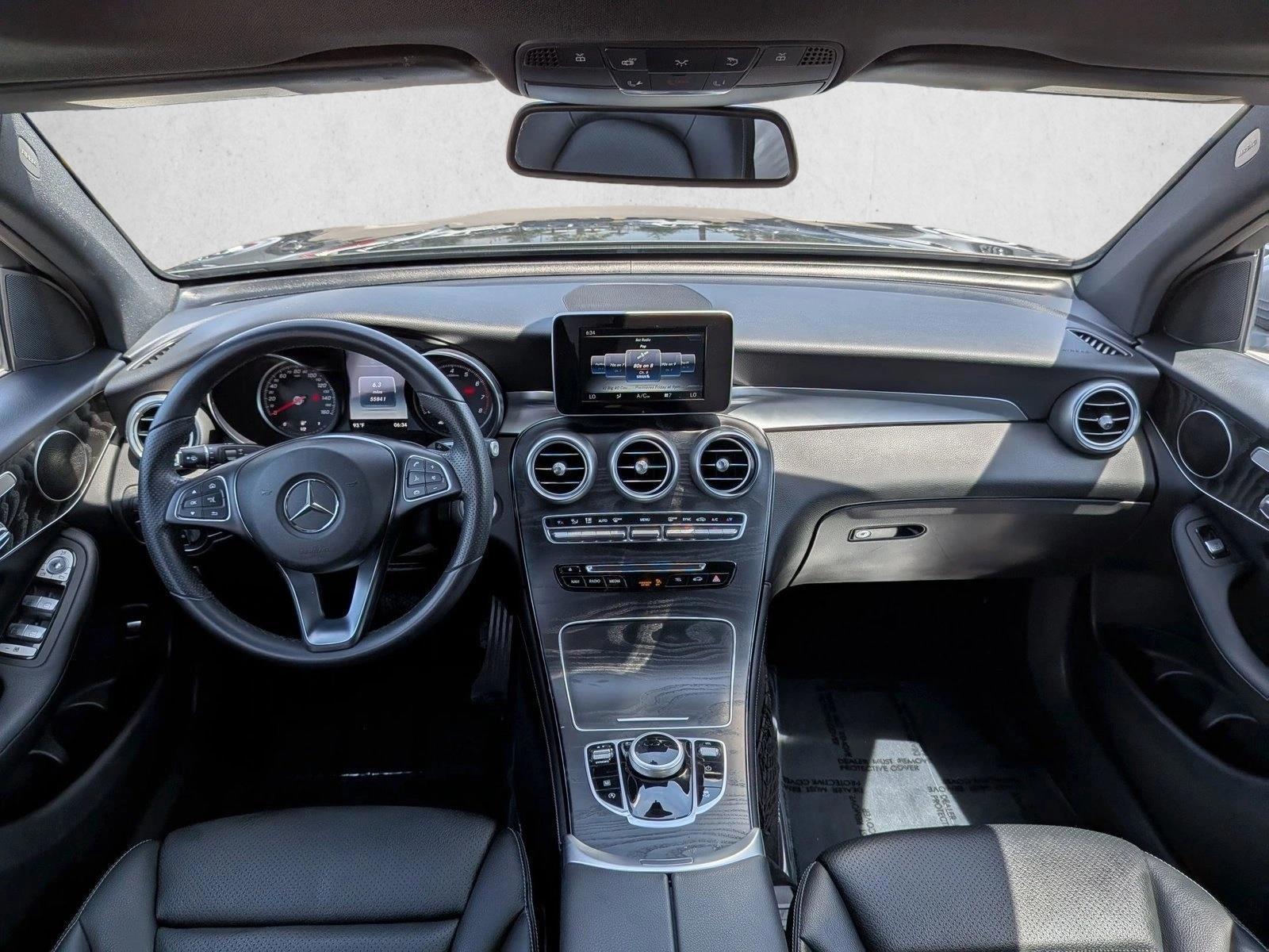 Thumbnail: 2017 Mercedes-Benz GLC - 4
