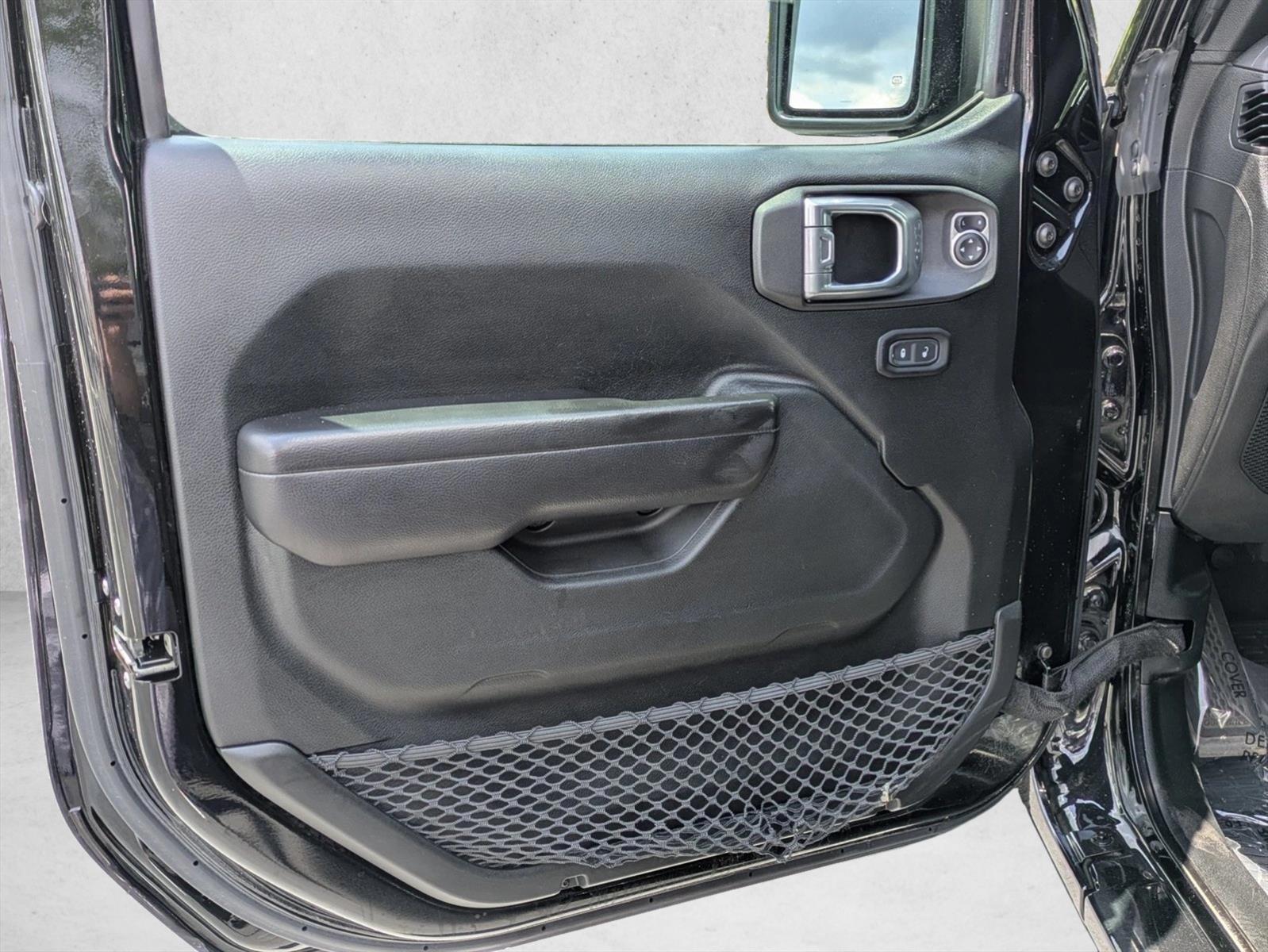 2021 Jeep Gladiator 80TH - Photo 17