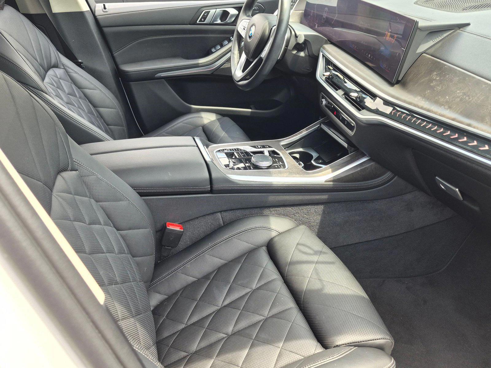2024 BMW X7 40i - Photo 19