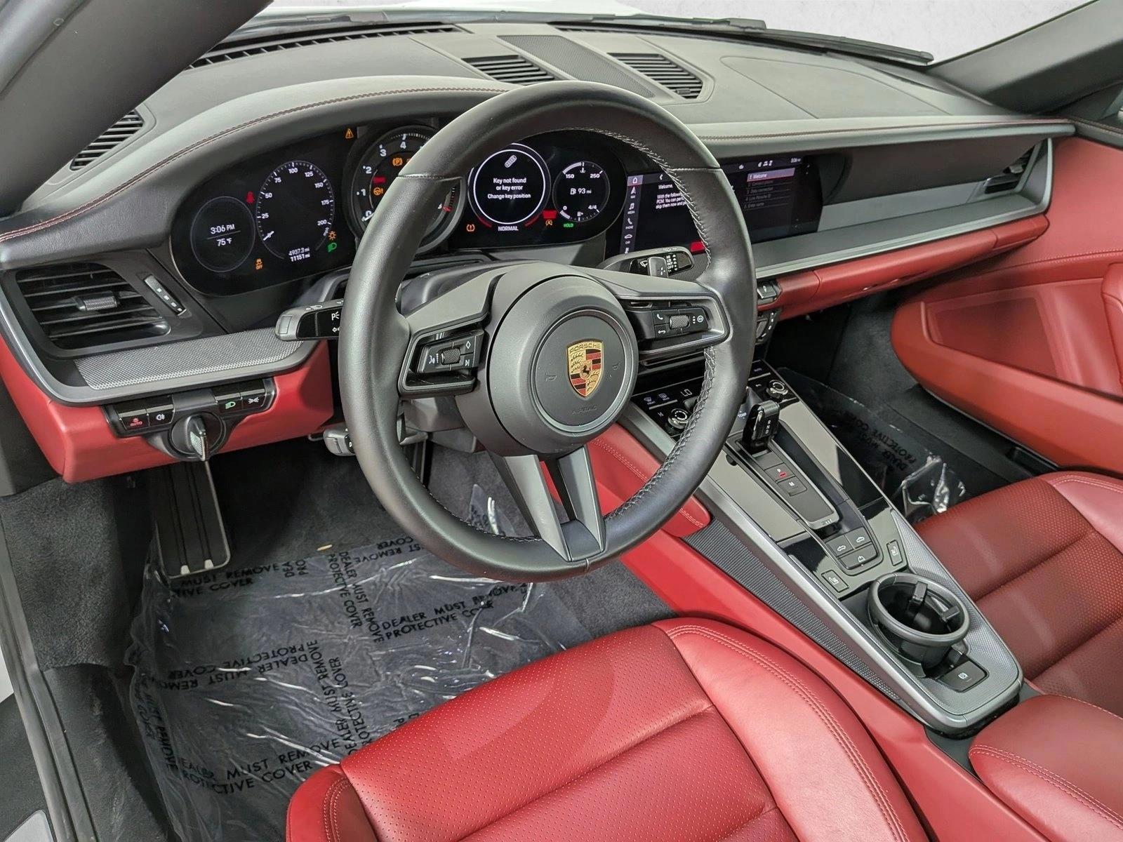 Thumbnail: 2020 Porsche 911 - 4