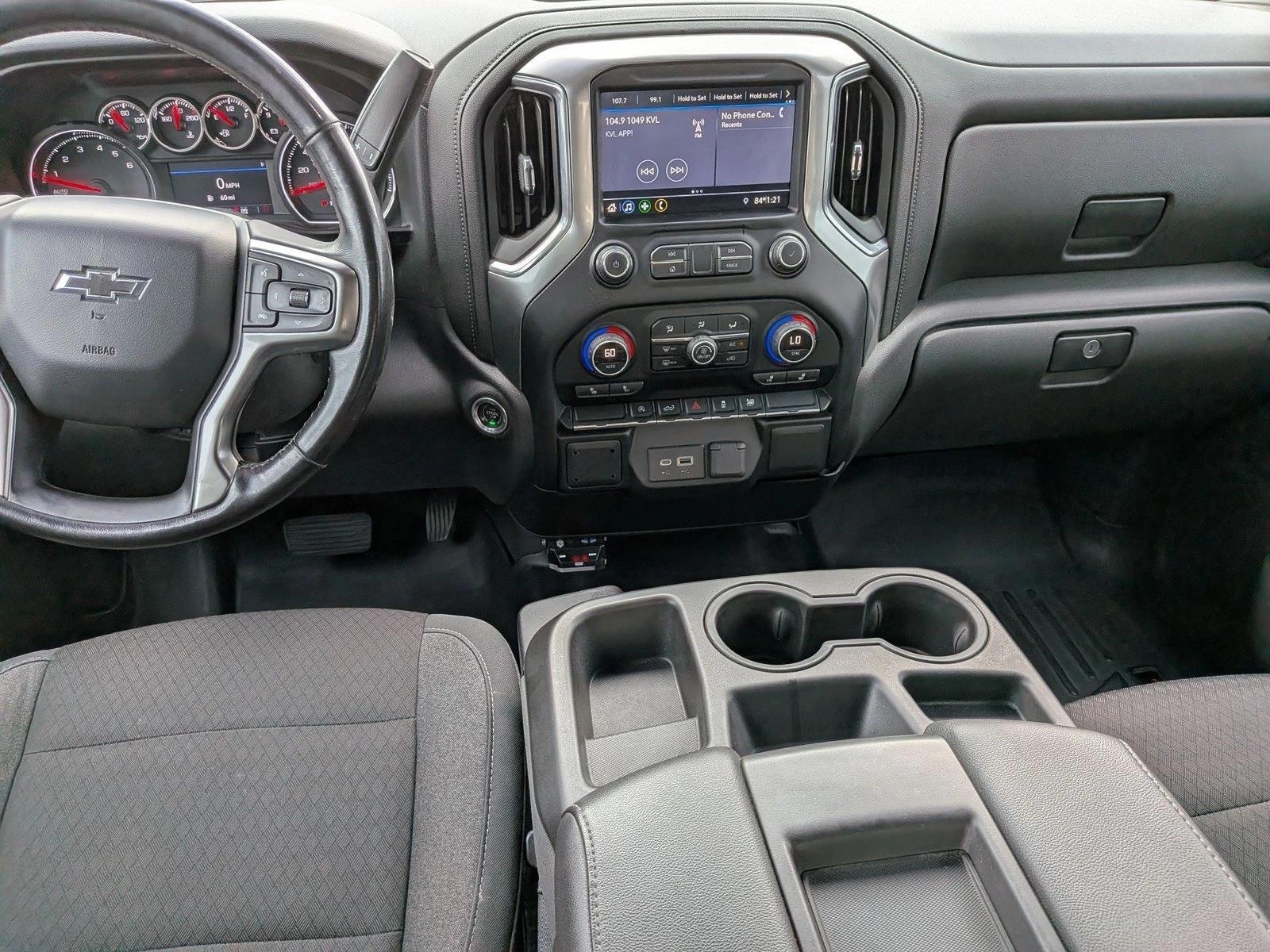 Thumbnail: 2020 Chevrolet Silverado 1500 - 3
