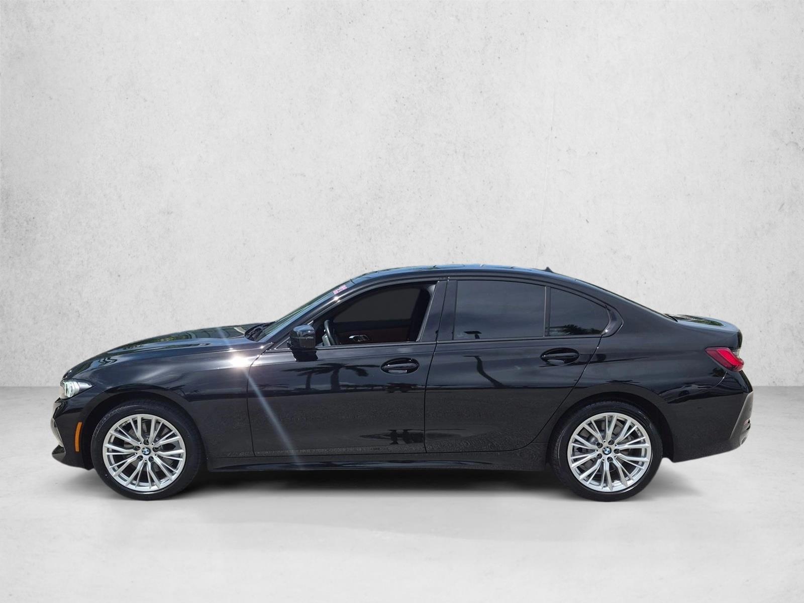 Thumbnail: 2023 BMW 3 Series - 2