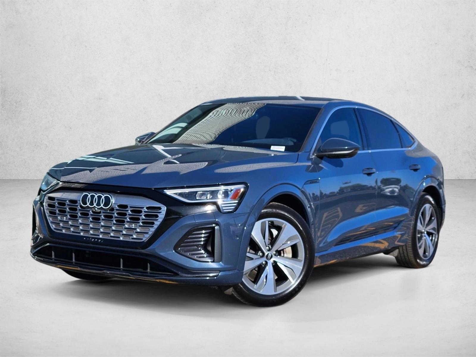 Thumbnail: 2024 Audi Q8 e-tron - 1