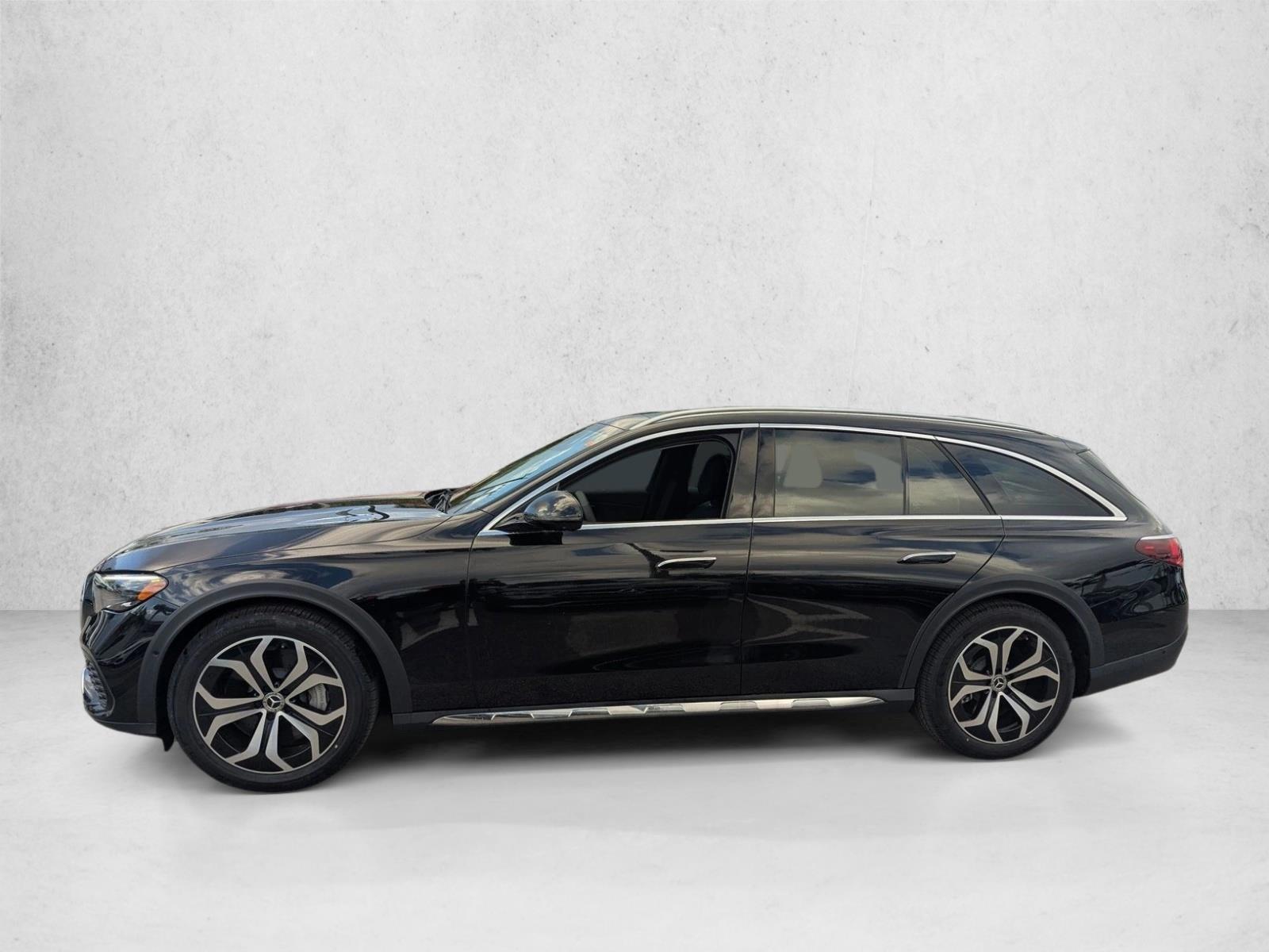 Thumbnail: 2025 Mercedes-Benz E-Class - 2