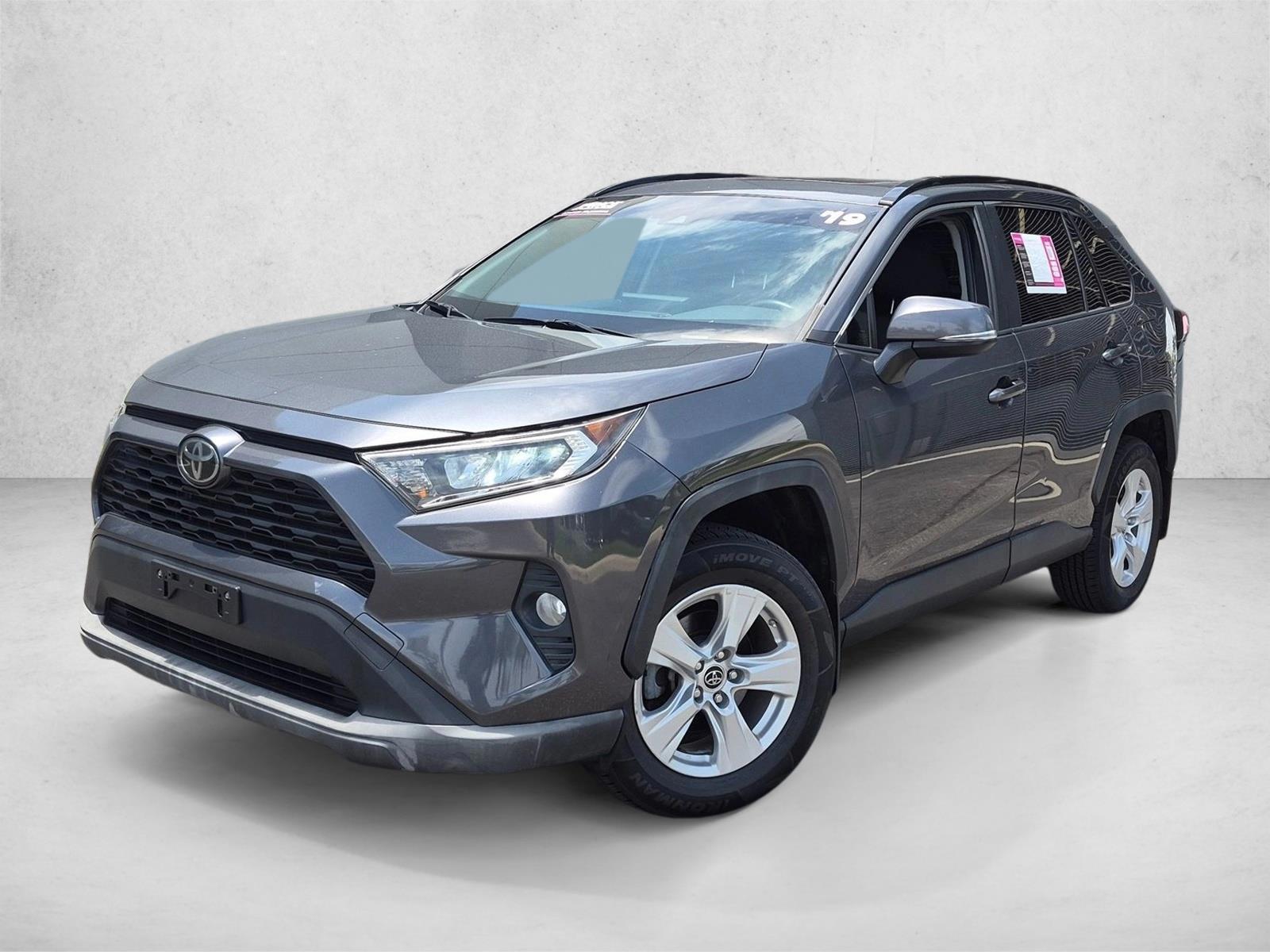 Thumbnail: 2019 Toyota RAV4 - 1