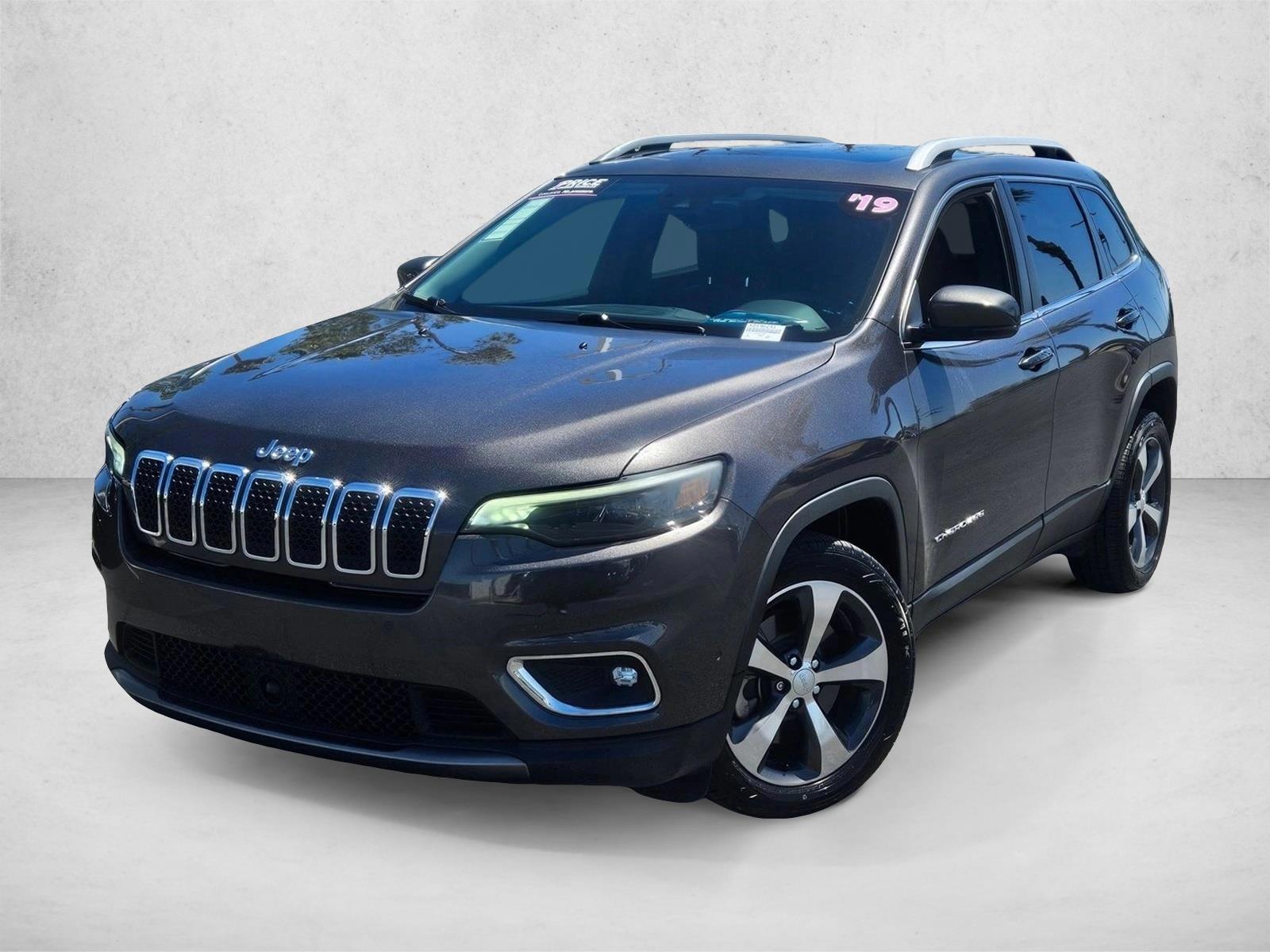 Thumbnail: 2019 Jeep Cherokee - 1