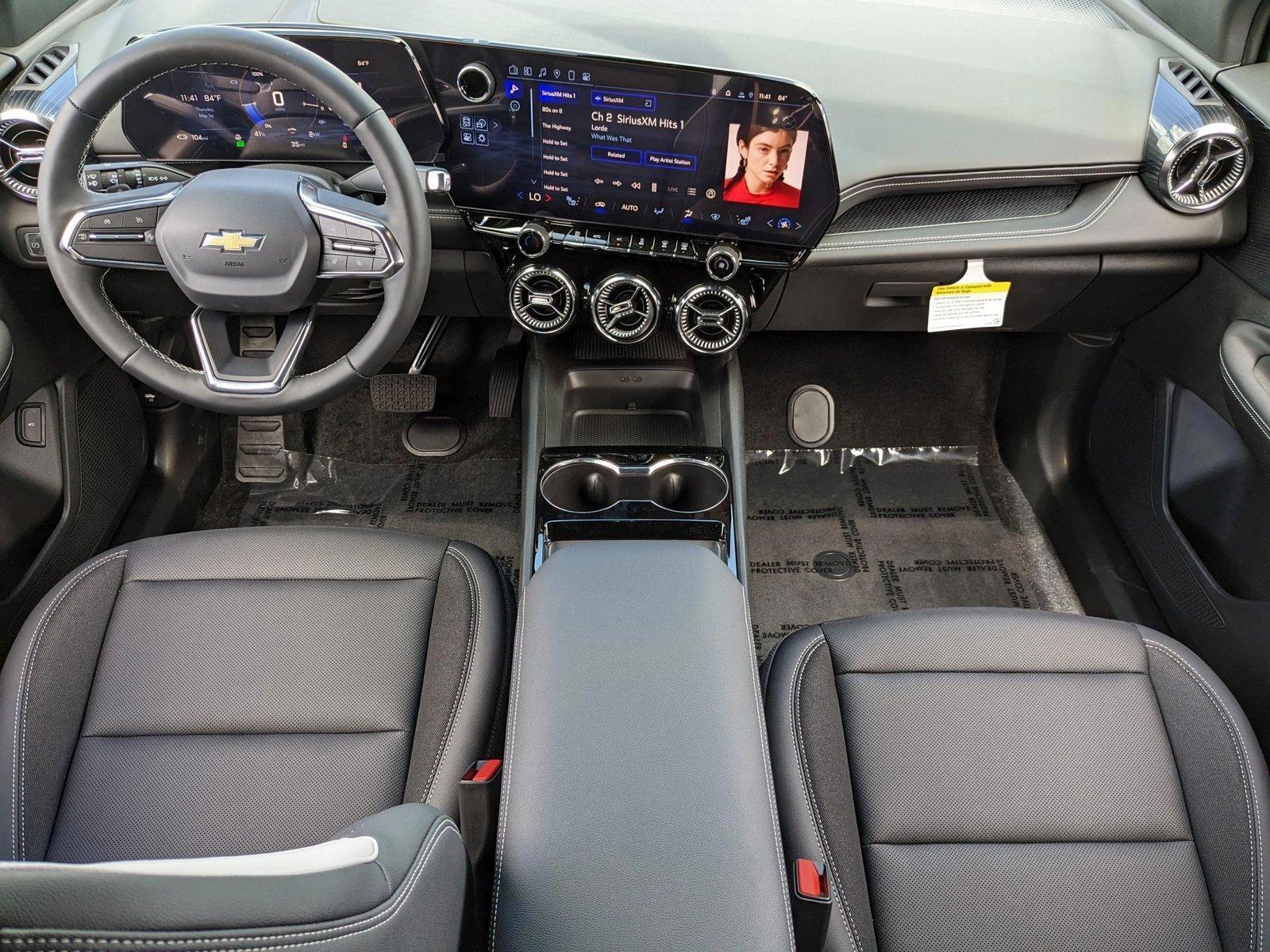 Thumbnail: 2025 Chevrolet Blazer EV - 4