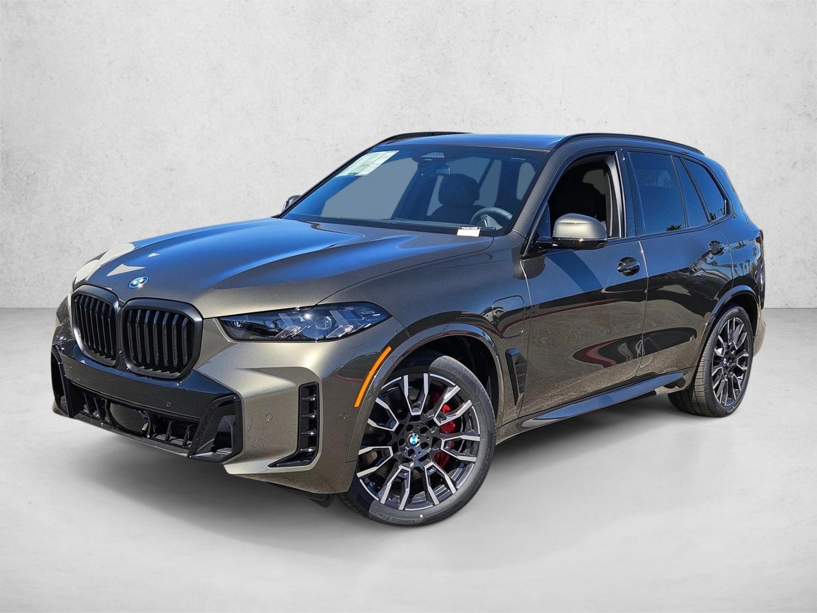 Thumbnail: 2026 BMW X5 - 1