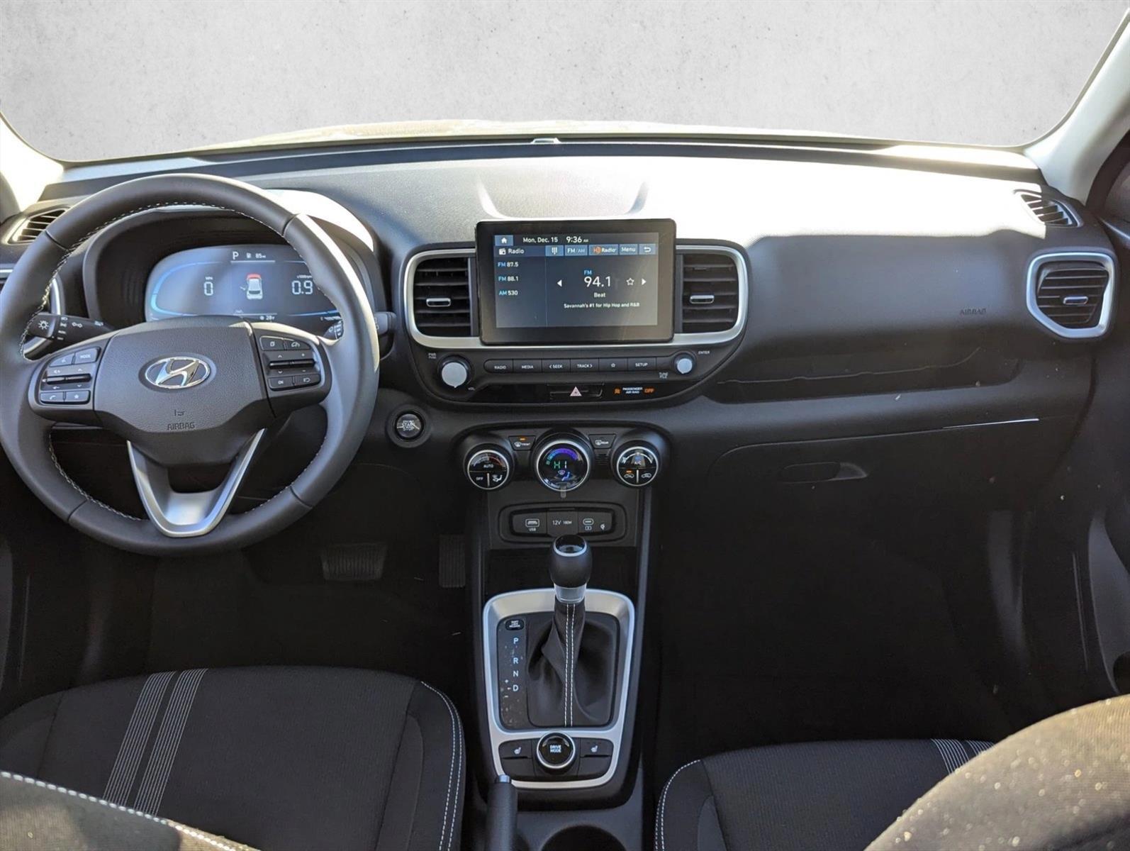 Thumbnail: 2026 Hyundai Venue - 3