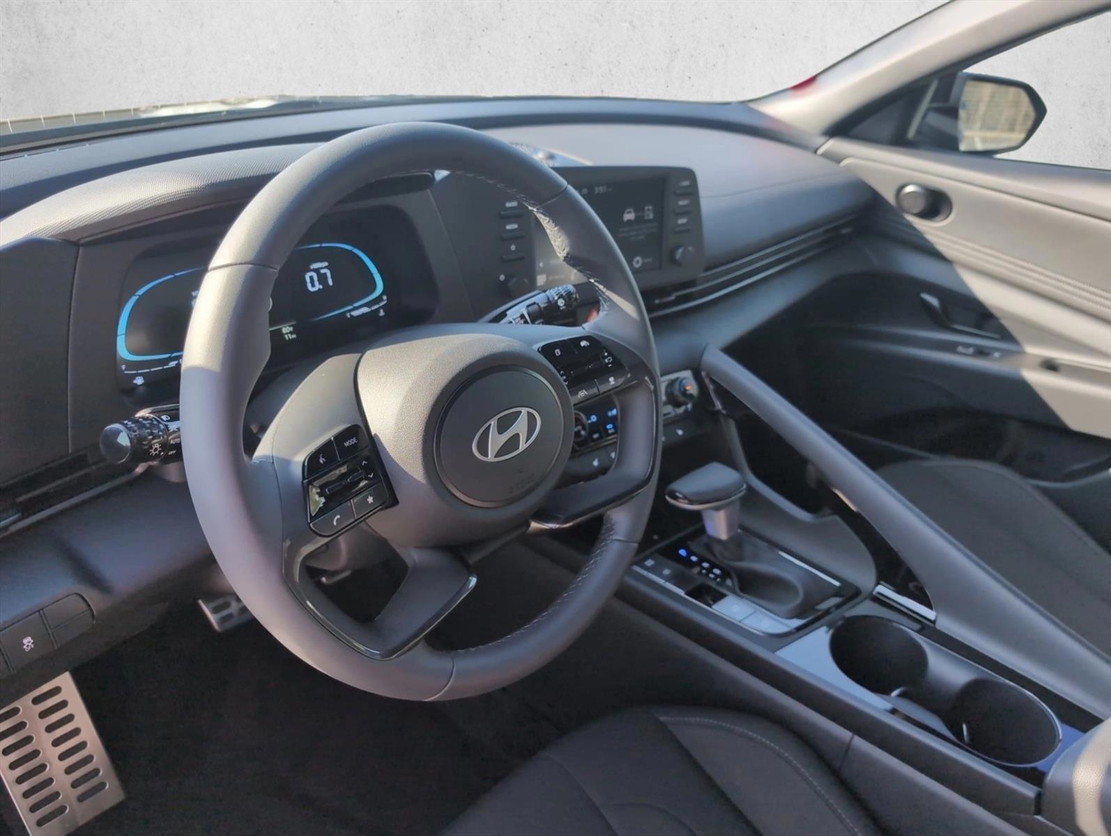 Thumbnail: 2026 Hyundai Elantra - 3