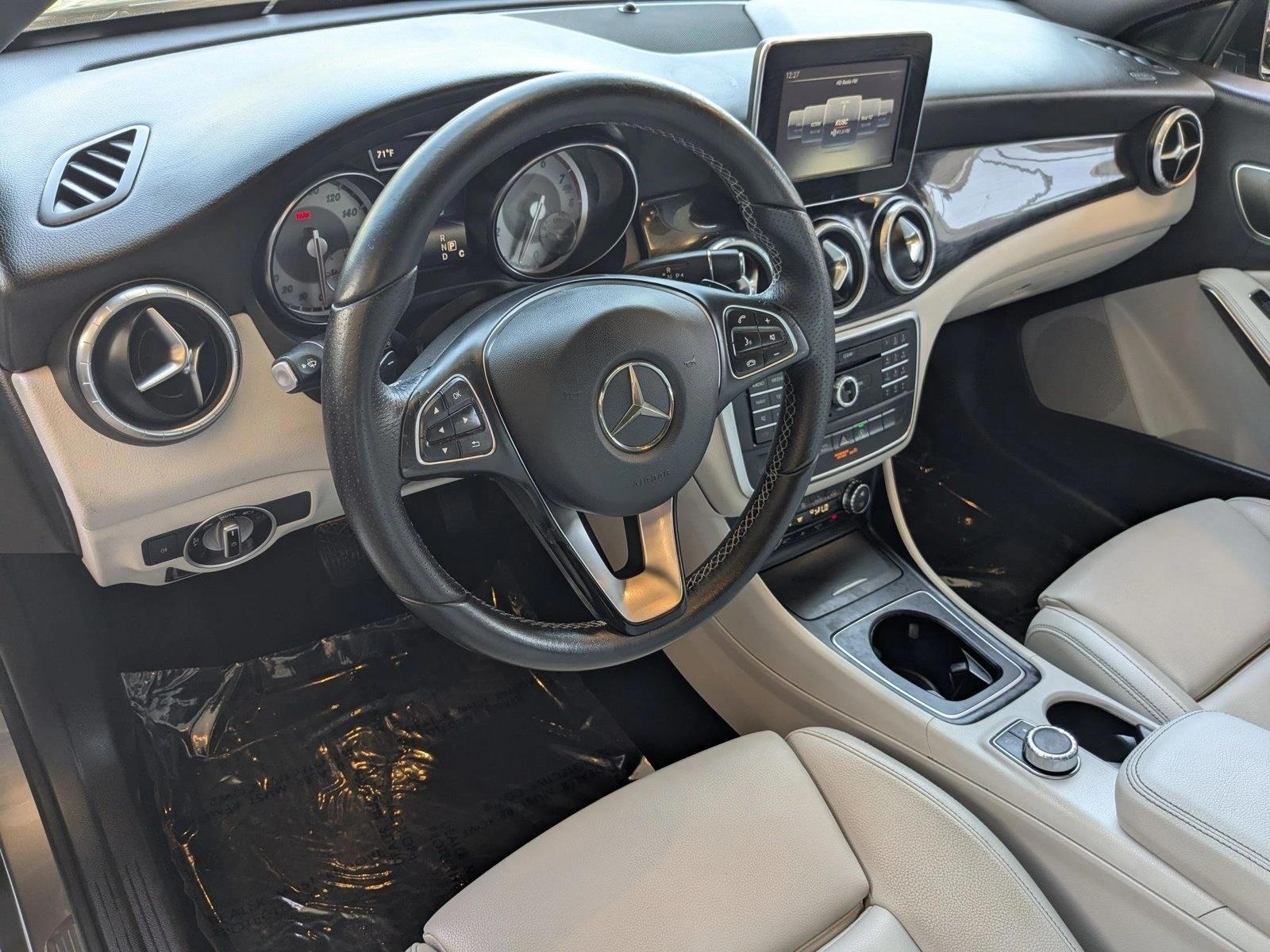 Thumbnail: 2016 Mercedes-Benz CLA - 3