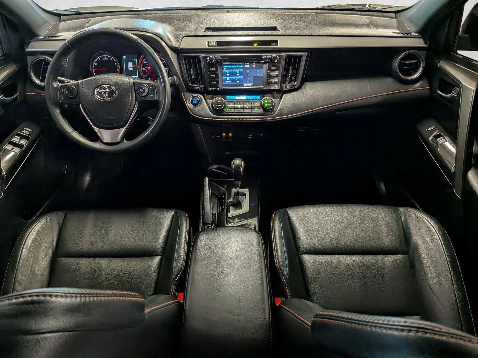 Thumbnail: 2016 Toyota RAV4 - 4