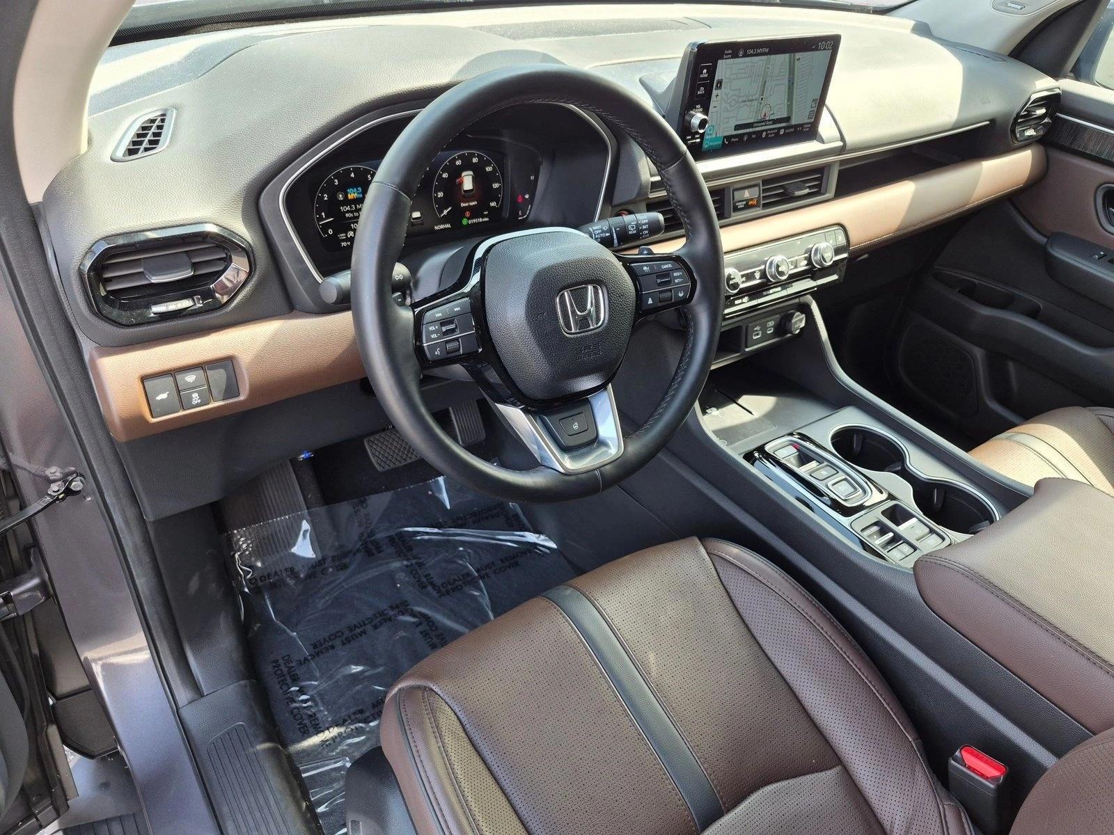 Thumbnail: 2023 Honda Pilot - 3