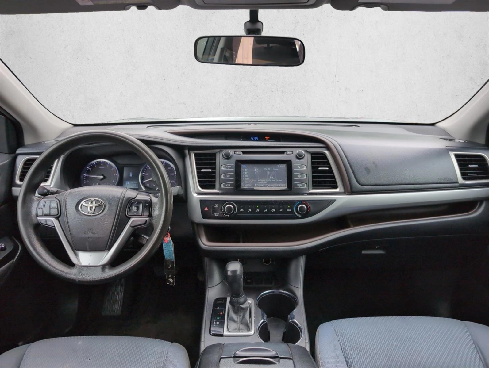 Thumbnail: 2014 Toyota Highlander - 3
