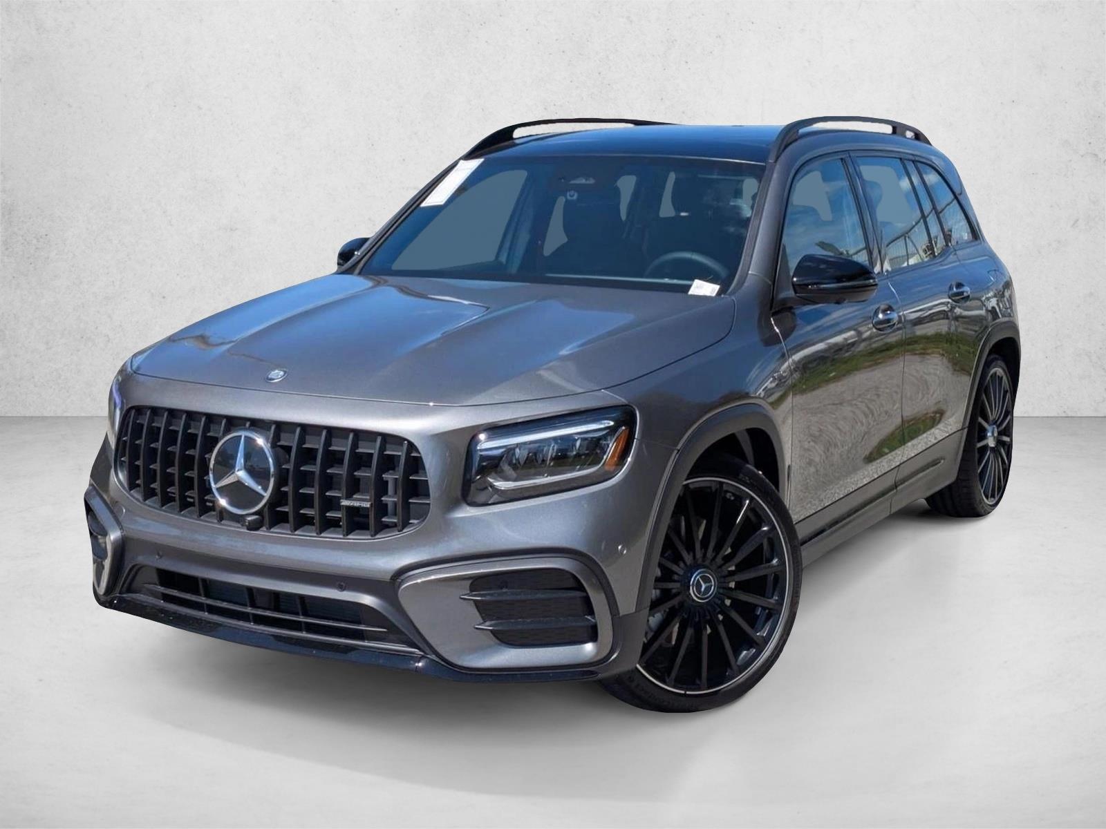 Thumbnail: 2026 Mercedes-Benz GLB - 1