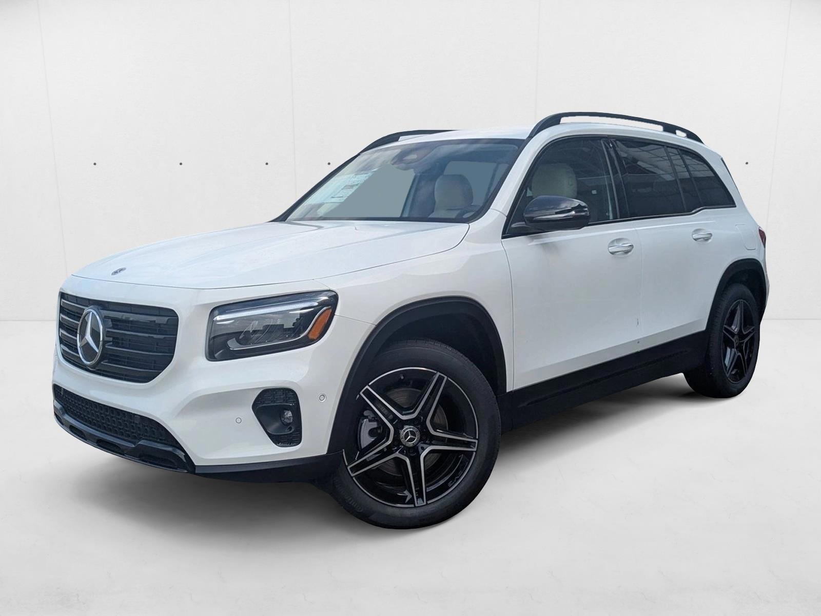 2026 Mercedes-Benz GLB GLB 250's photo