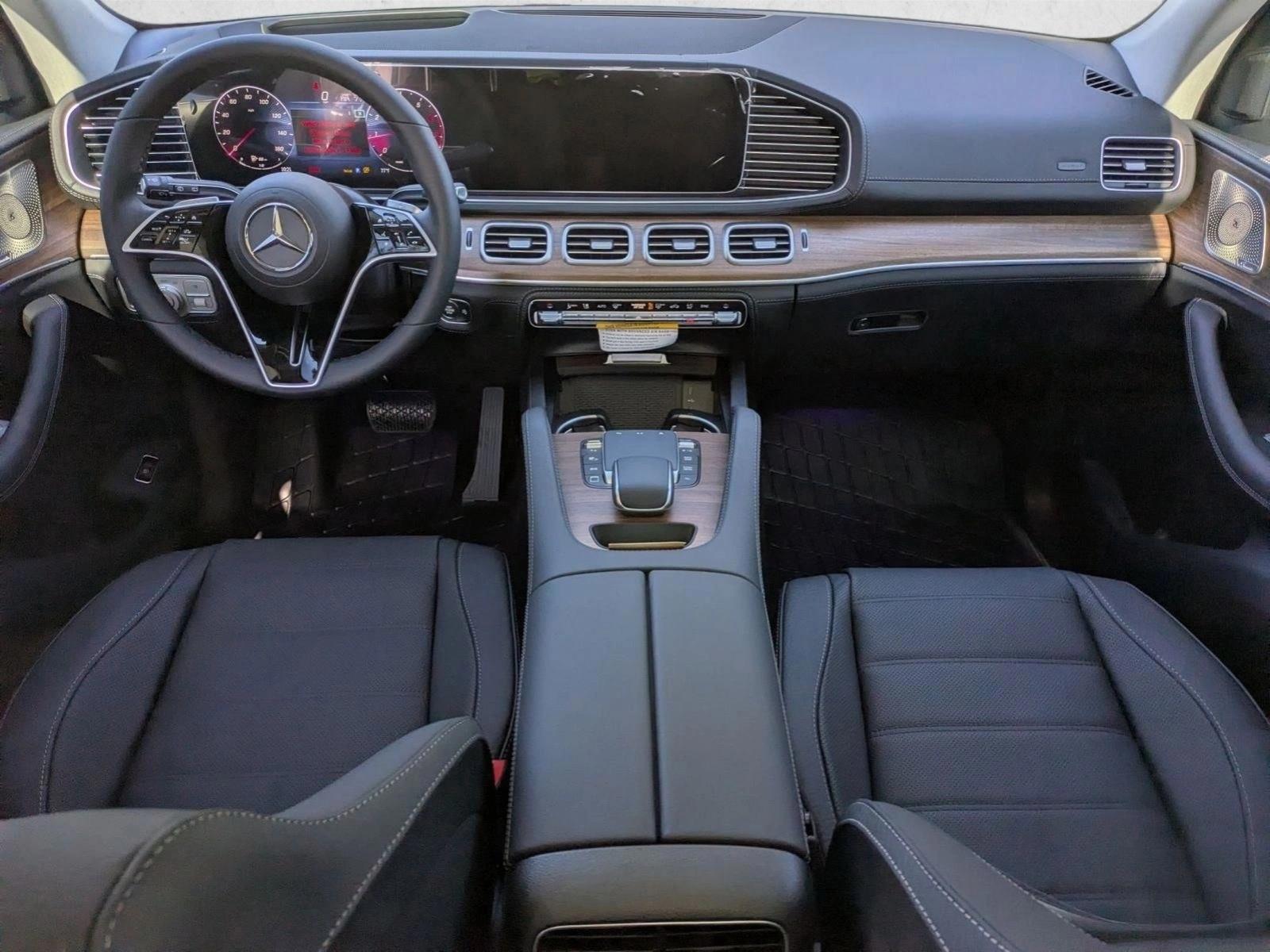 Thumbnail: 2026 Mercedes-Benz GLE - 4