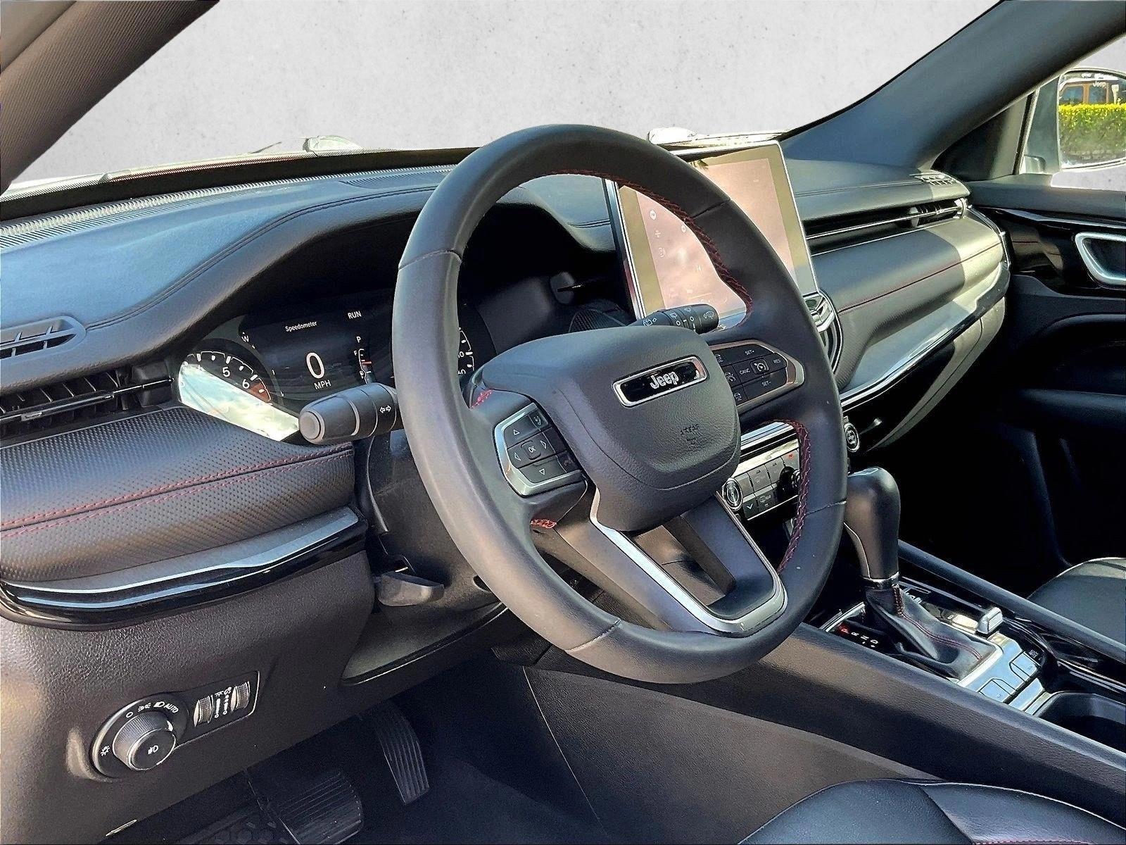 Thumbnail: 2023 Jeep Compass - 4