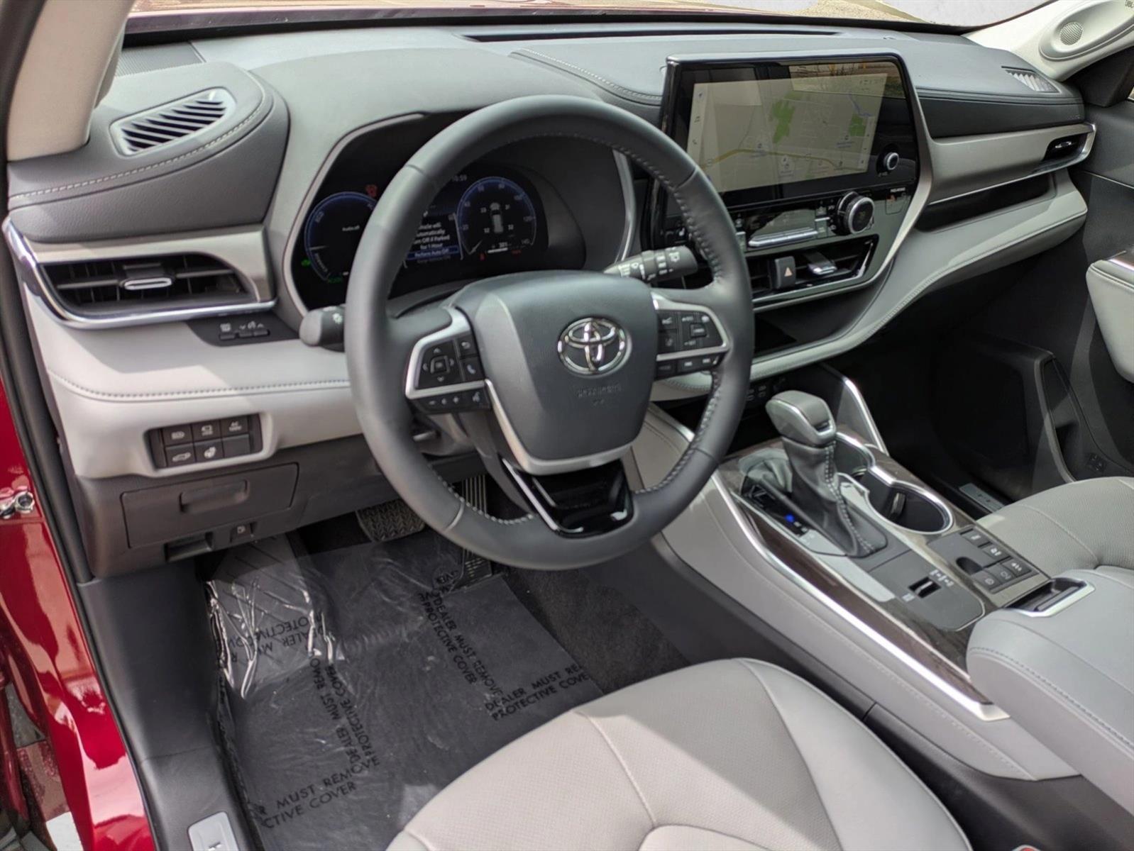 Thumbnail: 2026 Toyota Highlander - 3